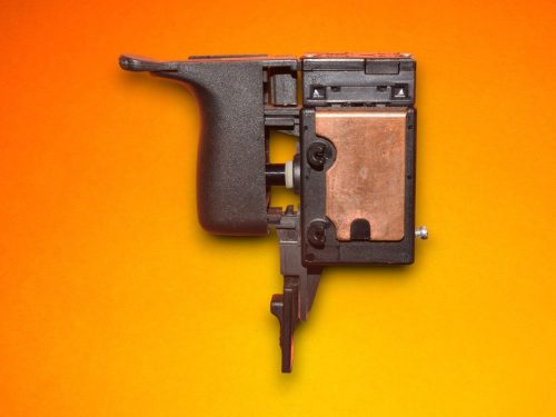 Gipszkarton csavarbehajtó kapcsoló DW 251