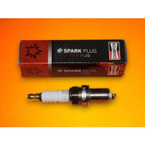 Gyertya Champion RJ19LM