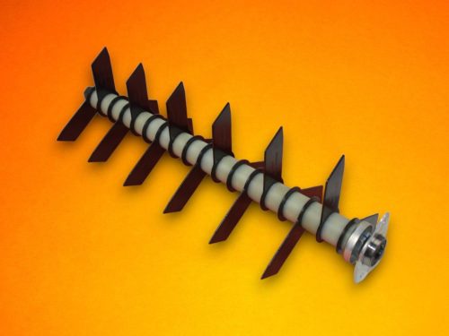 Gyepszellozteto-keses-henger-Hecht-5677