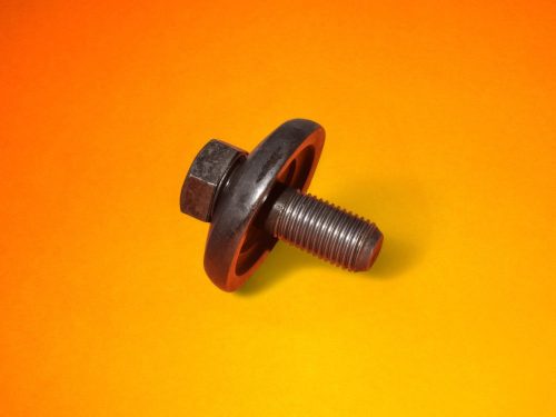 Traktorkés felfogató csavar Husqvarna LT 154