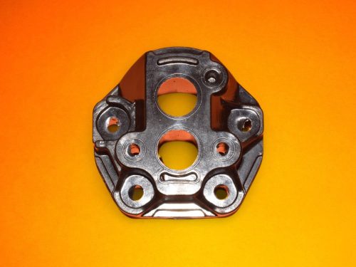 Karburátor közdarab Husqvarna 235 , 236 , 240