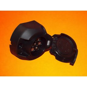 Utánfutó dugalj 7 pólusú műanyag