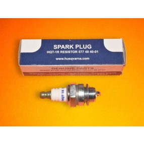 Gyertya Husqvarna HQT-1