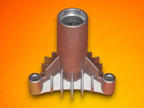 Csapágyház McCulloch Hurricane 125 RB