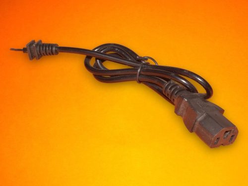 Toltokabel-elektromos-kerekpar-I